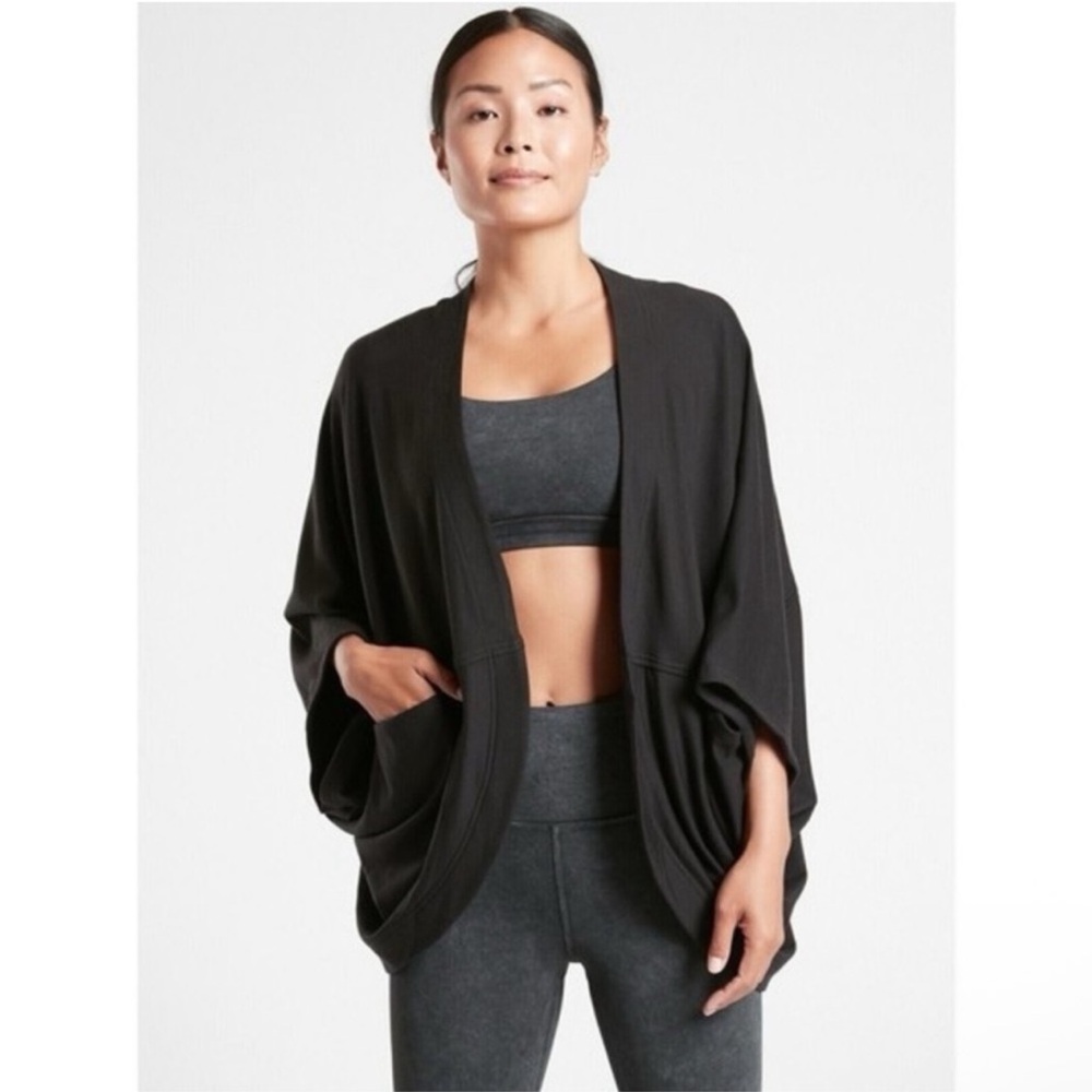 Athleta Nirvana Cocoon Wrap Cardigan-Black S/M